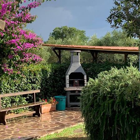 Agriturismo Beveraggio Appartamenti Марина-ди-Гроссето Экстерьер фото