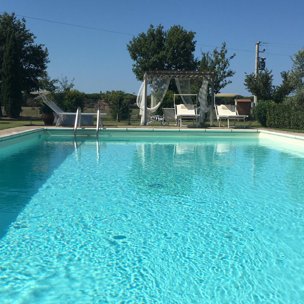 Agriturismo Beveraggio Appartamenti Марина-ди-Гроссето Экстерьер фото